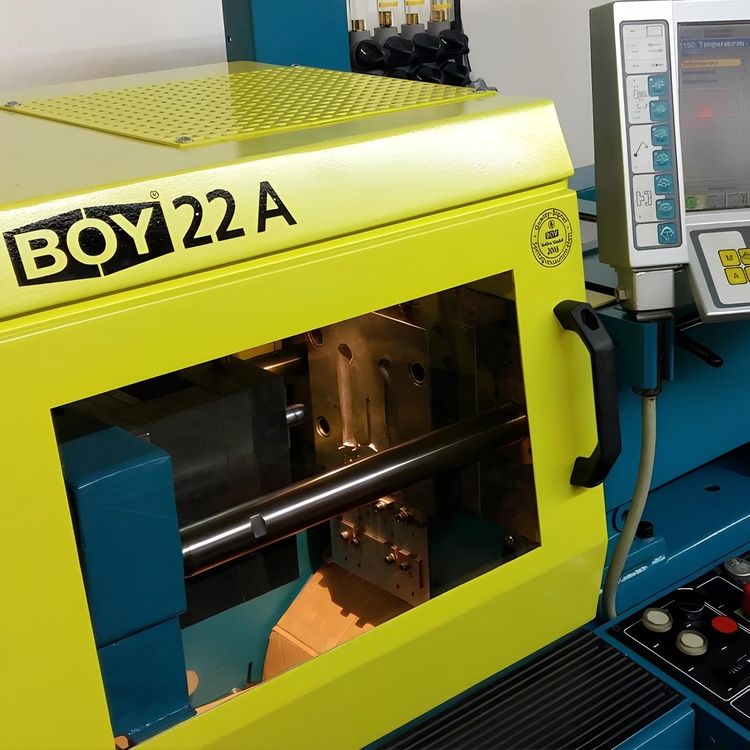 Gerät für Spritzguss